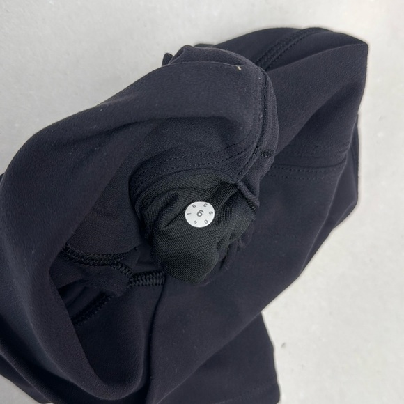 Lululemon High Rise 2” Yoga Short - Picture 5 of 6